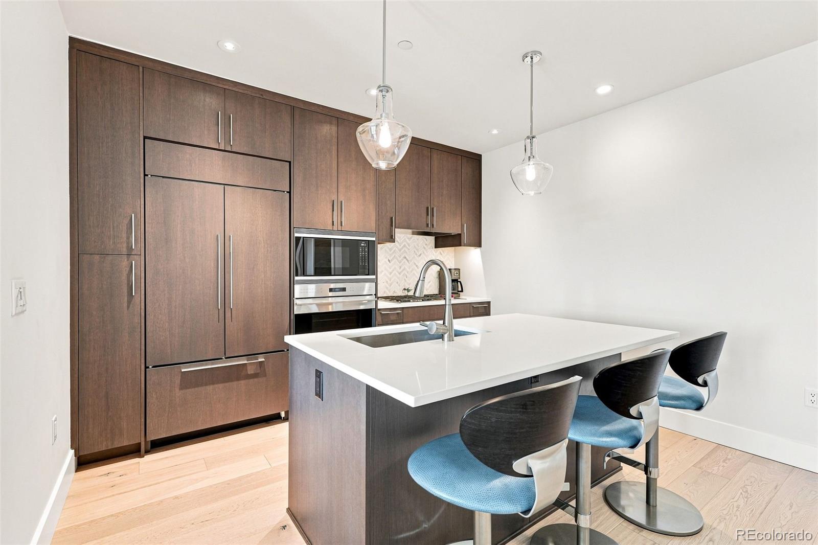 MLS Image #8 for 155  steele street,denver, Colorado