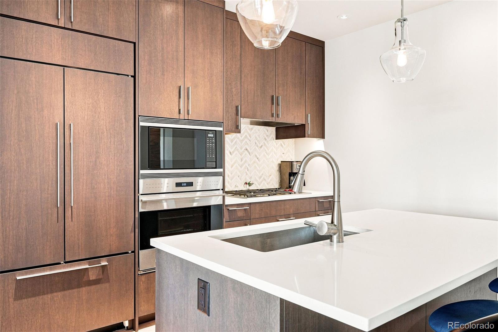 MLS Image #9 for 155  steele street,denver, Colorado