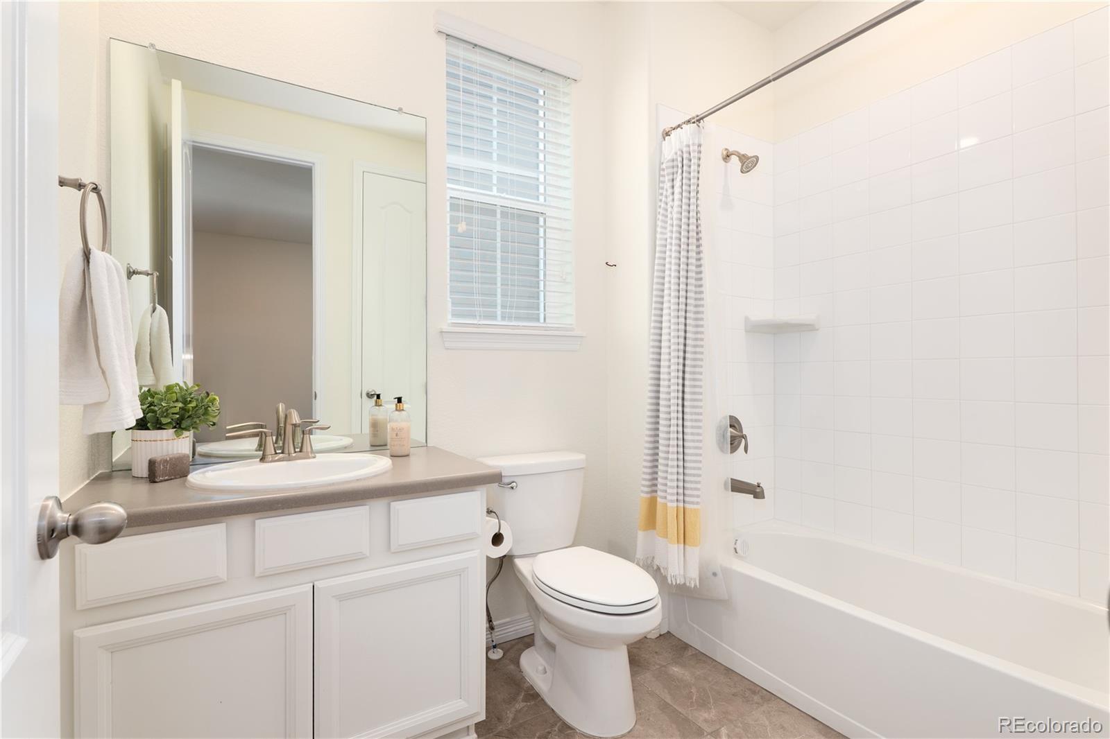 MLS Image #35 for 3223  pacific peak drive,broomfield, Colorado