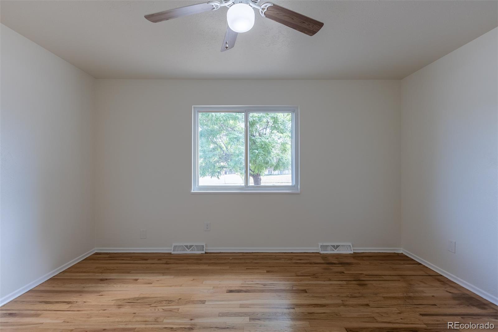 MLS Image #14 for 8169  loretta drive,denver, Colorado