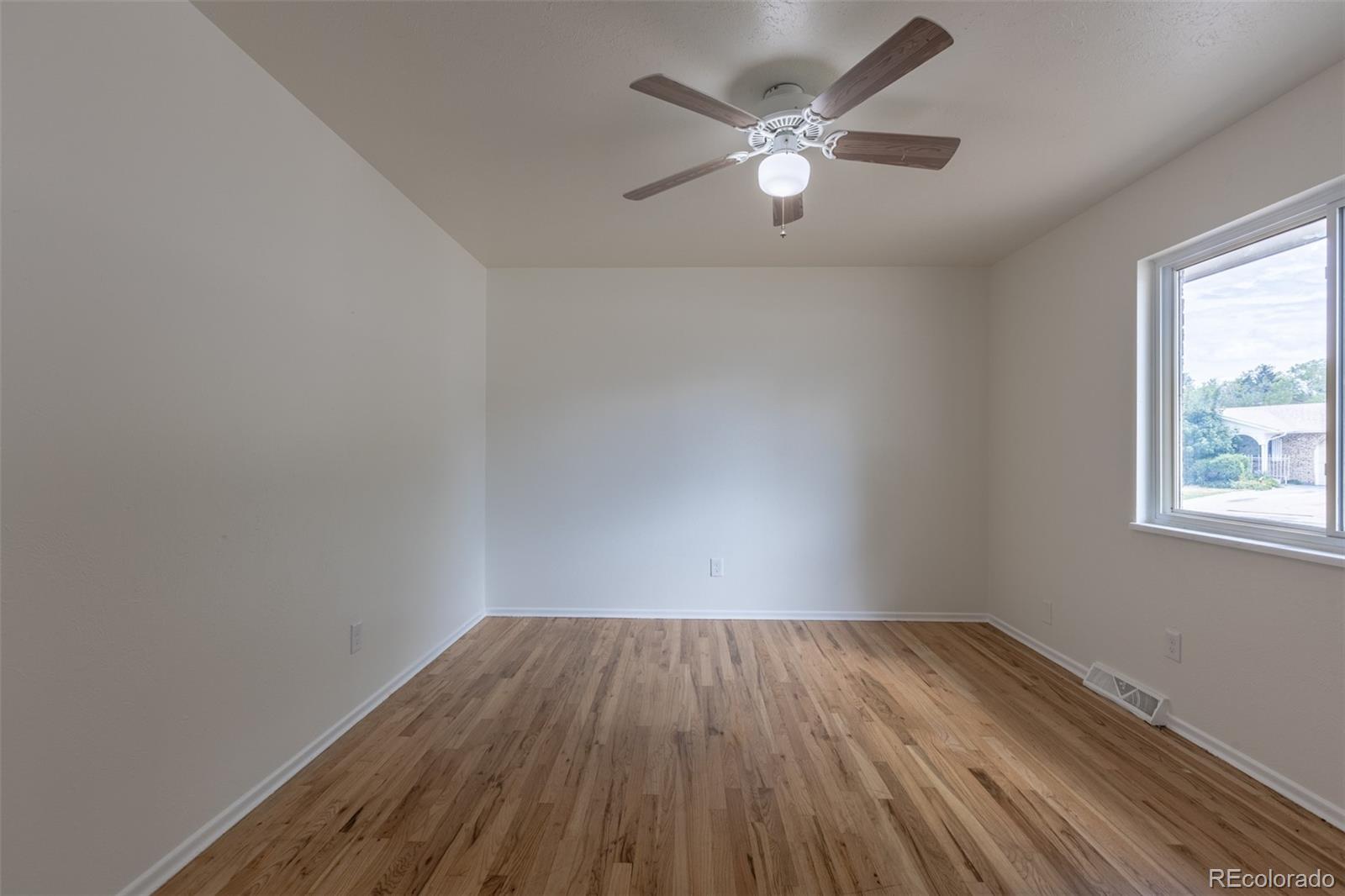 MLS Image #16 for 8169  loretta drive,denver, Colorado