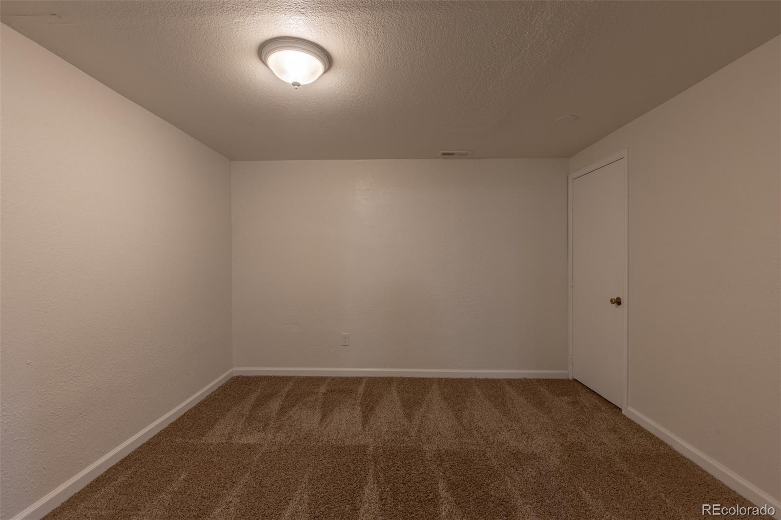 MLS Image #23 for 8169  loretta drive,denver, Colorado