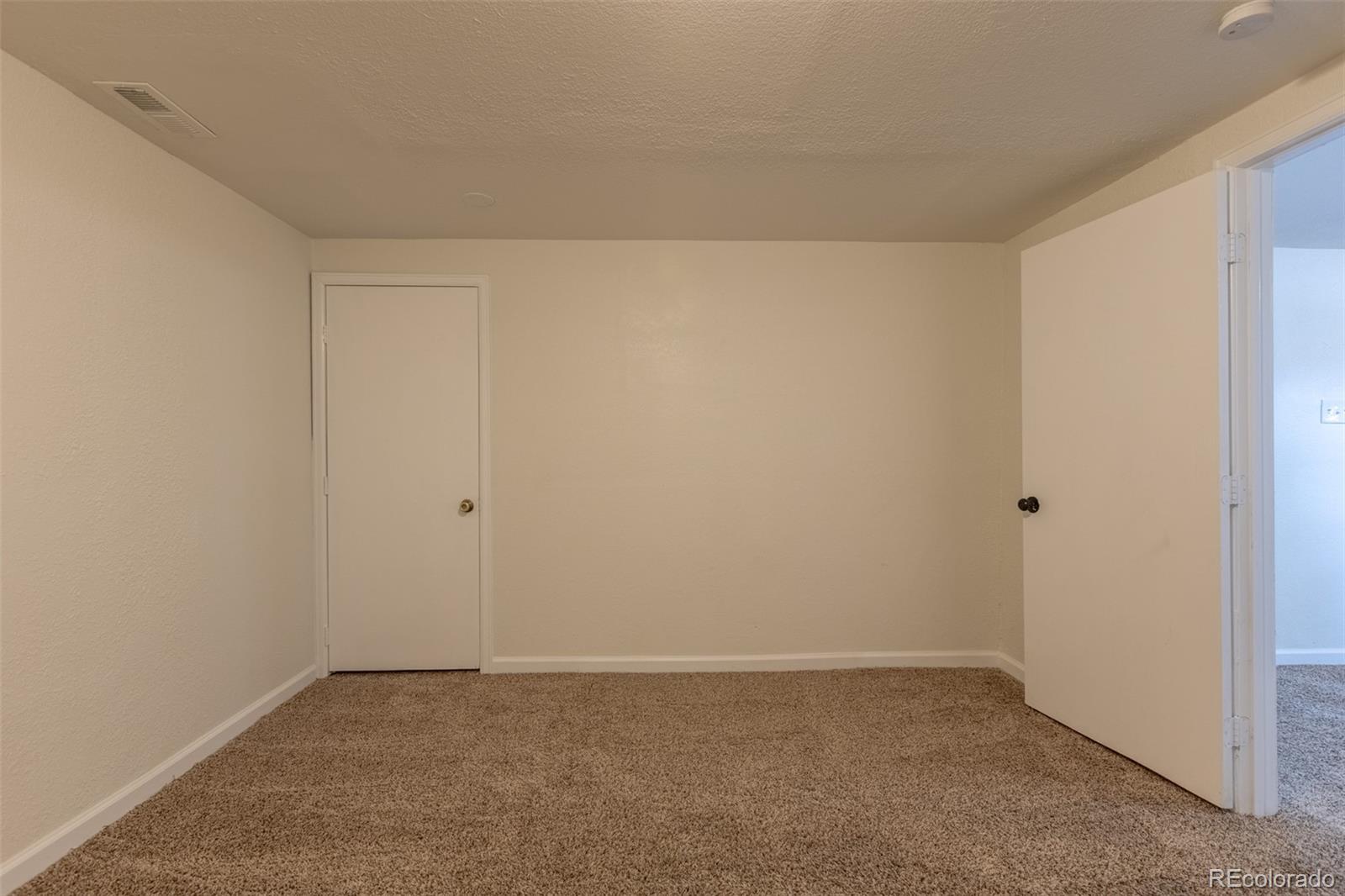 MLS Image #24 for 8169  loretta drive,denver, Colorado