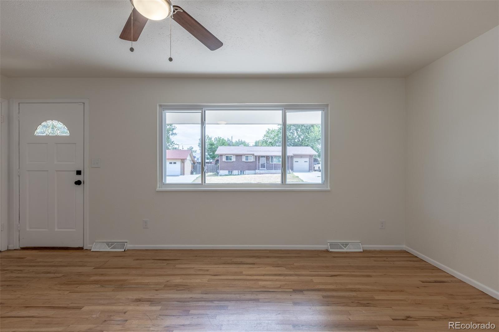 MLS Image #5 for 8169  loretta drive,denver, Colorado