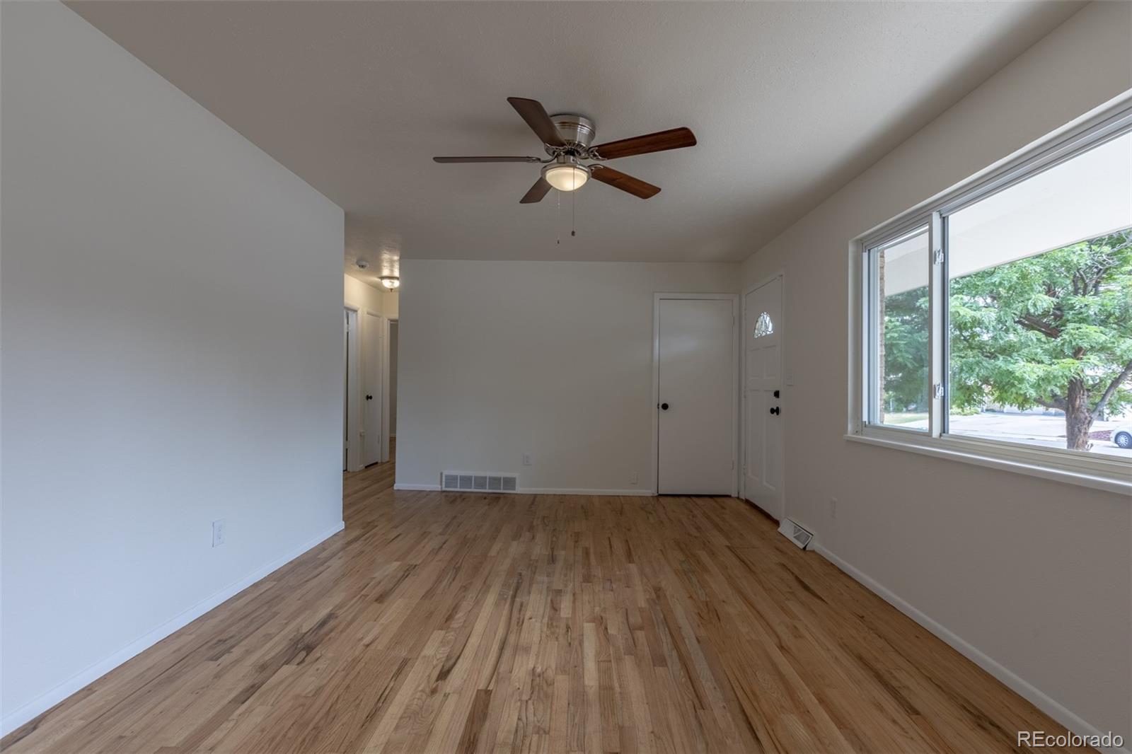 MLS Image #6 for 8169  loretta drive,denver, Colorado