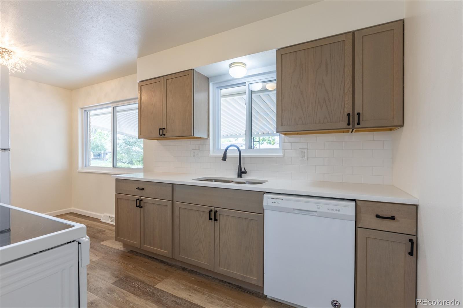 MLS Image #7 for 8169  loretta drive,denver, Colorado