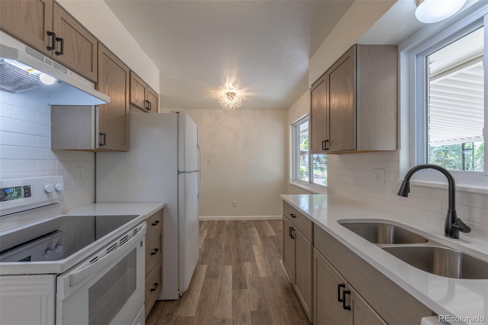 MLS Image #8 for 8169  loretta drive,denver, Colorado