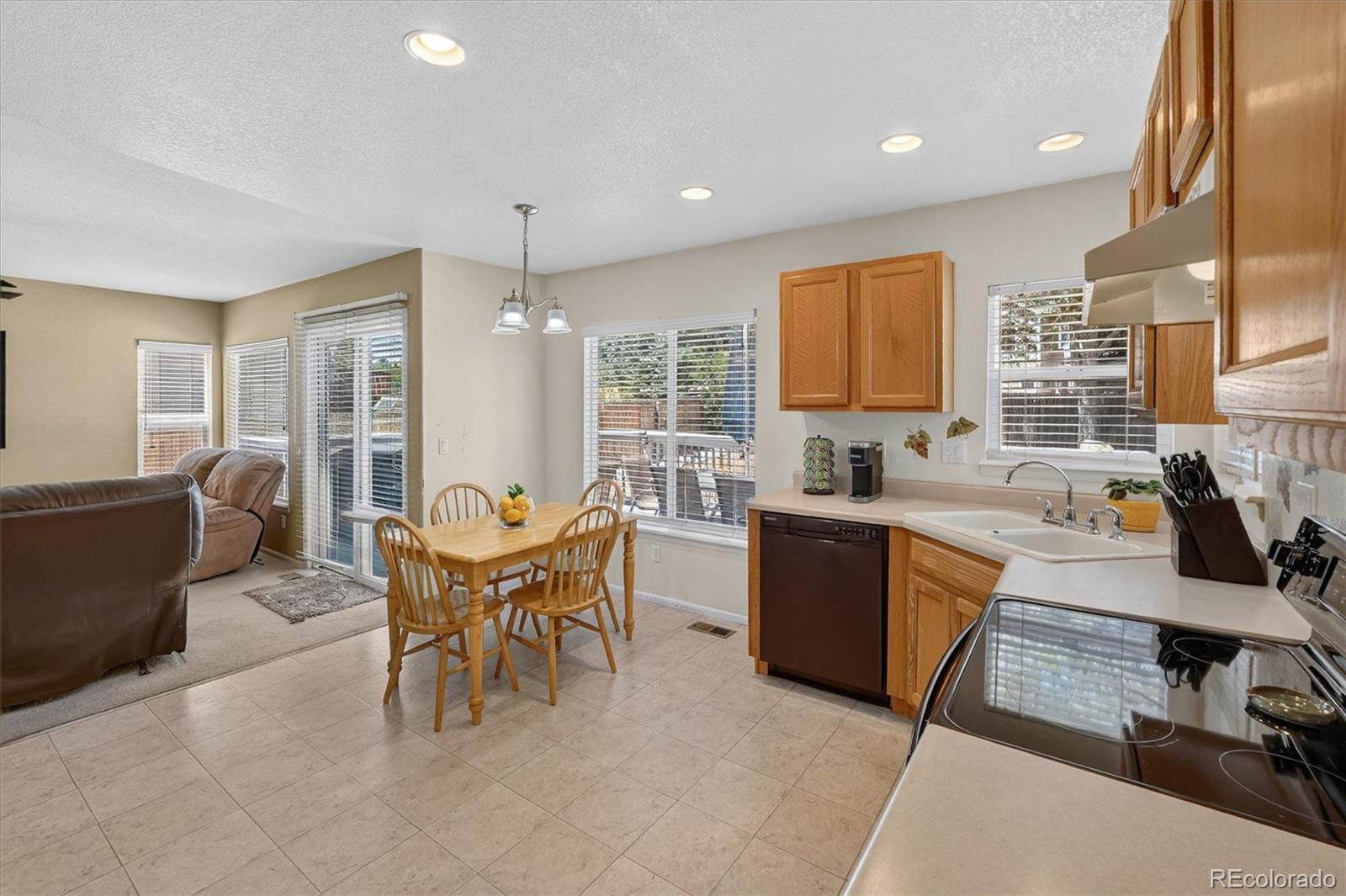 MLS Image #9 for 6345 s ukraine court,aurora, Colorado