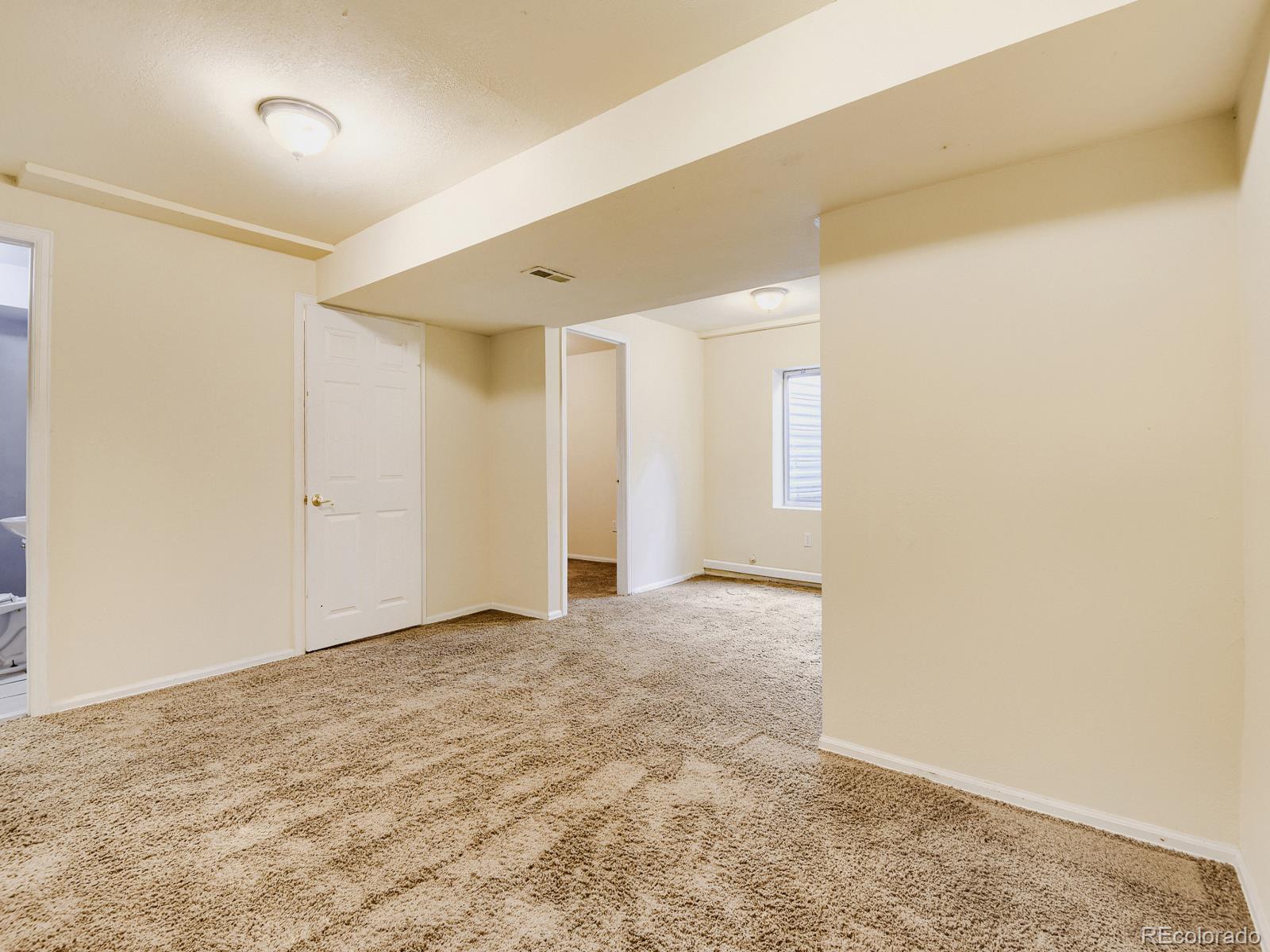 MLS Image #19 for 10805 e jewell avenue,aurora, Colorado