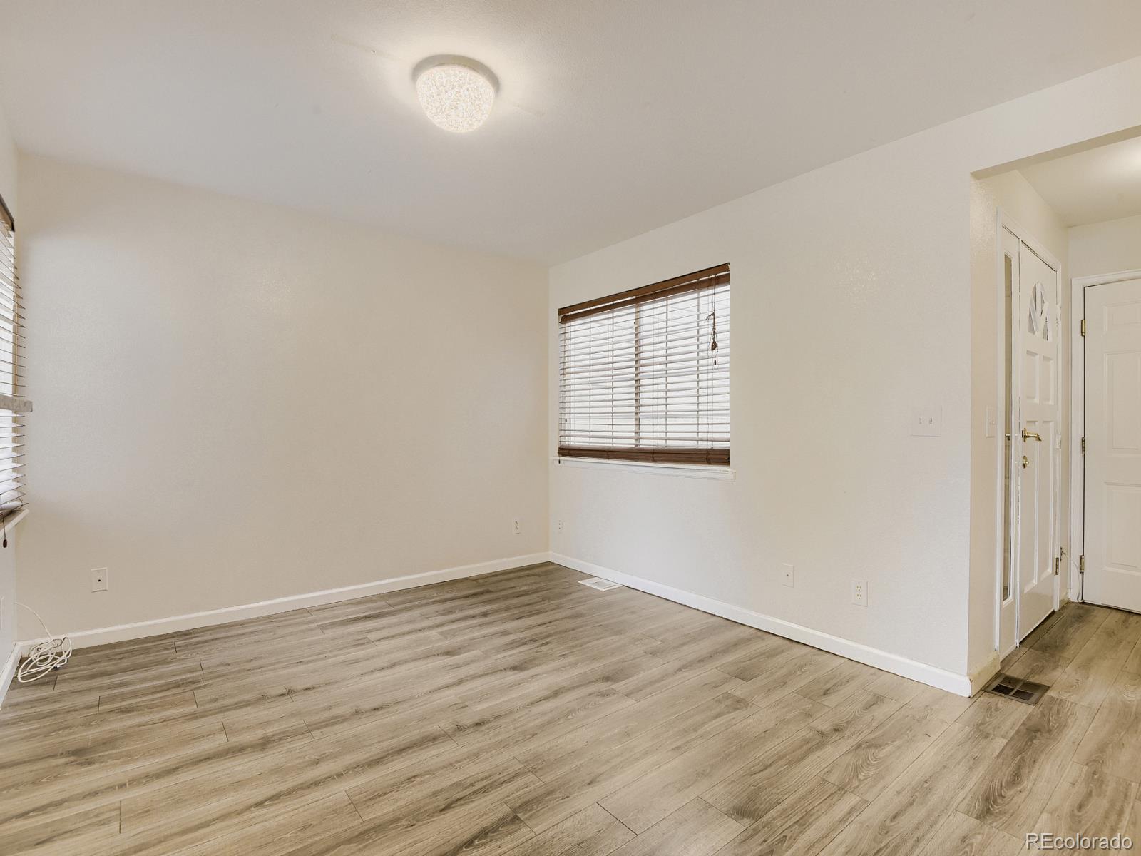 MLS Image #3 for 10805 e jewell avenue,aurora, Colorado