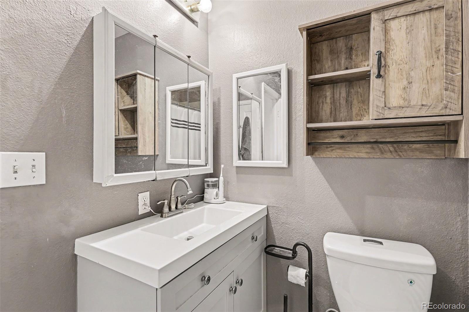 MLS Image #14 for 1194 s troy street ,aurora, Colorado