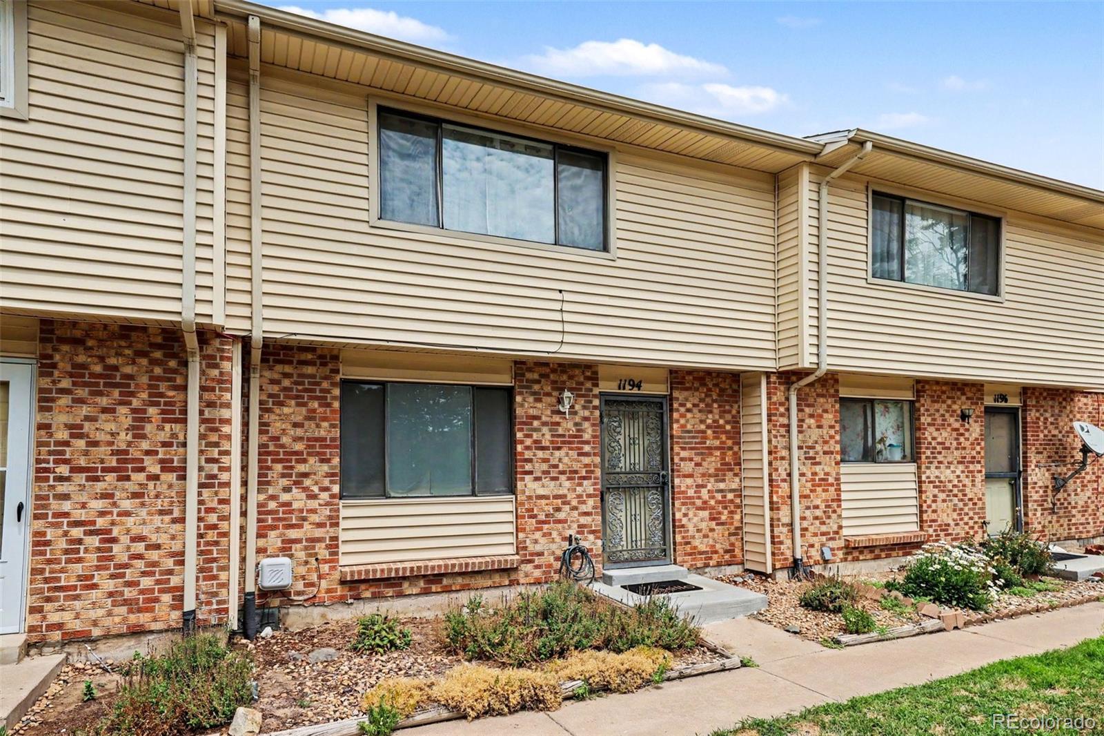 MLS Image #2 for 1194 s troy street ,aurora, Colorado