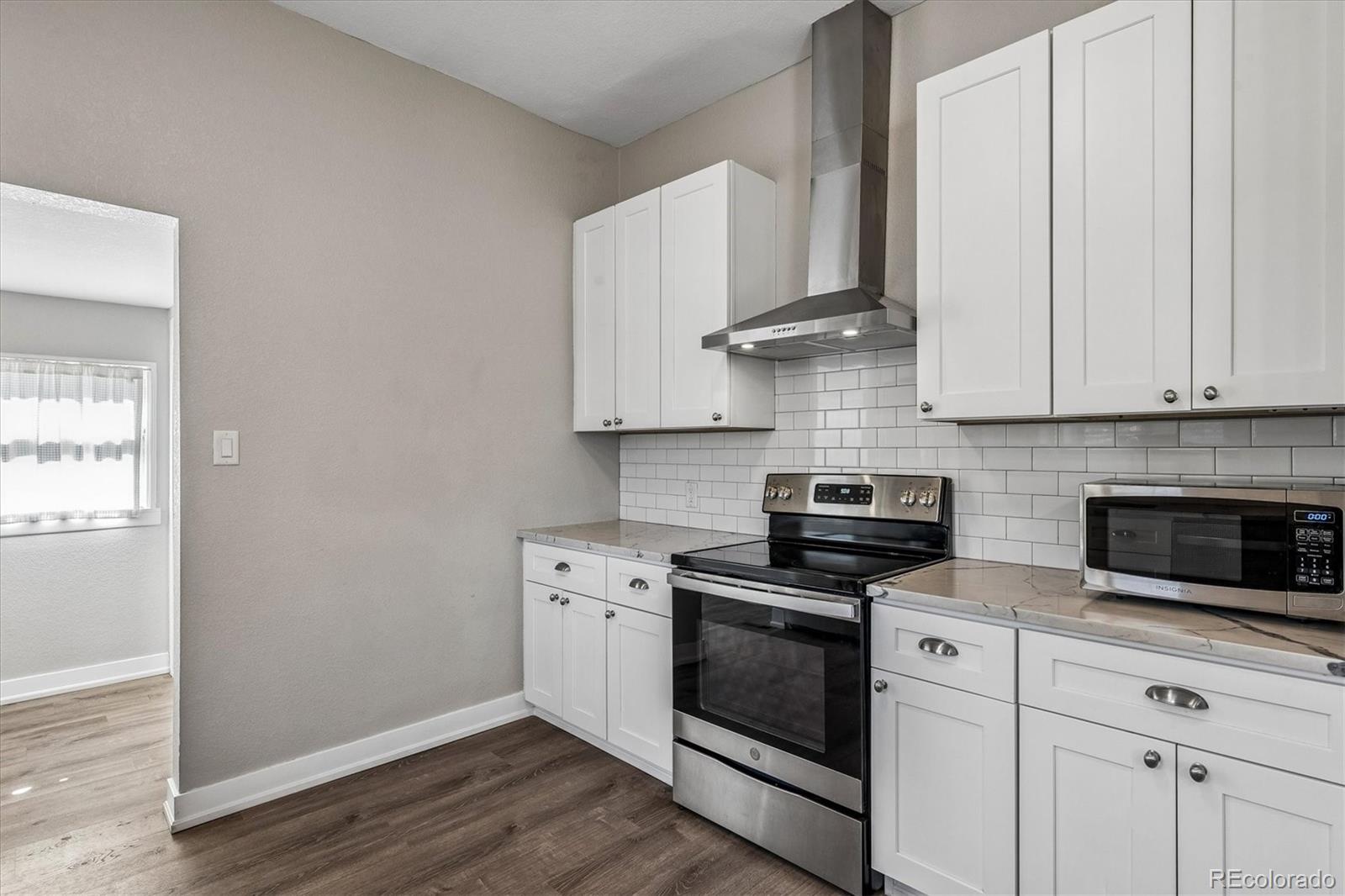 MLS Image #14 for 2300 s gilpin street,denver, Colorado