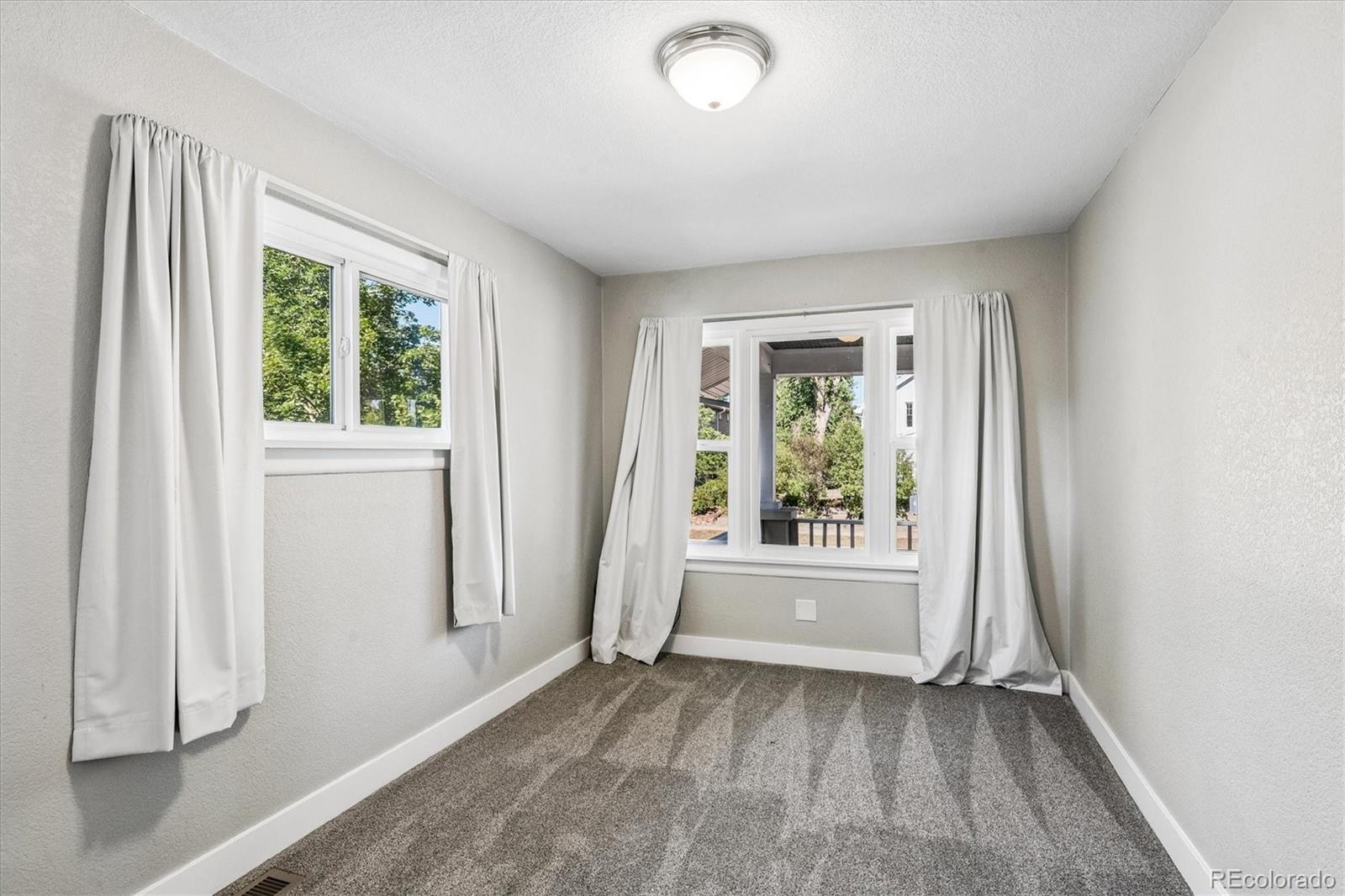 MLS Image #18 for 2300 s gilpin street,denver, Colorado