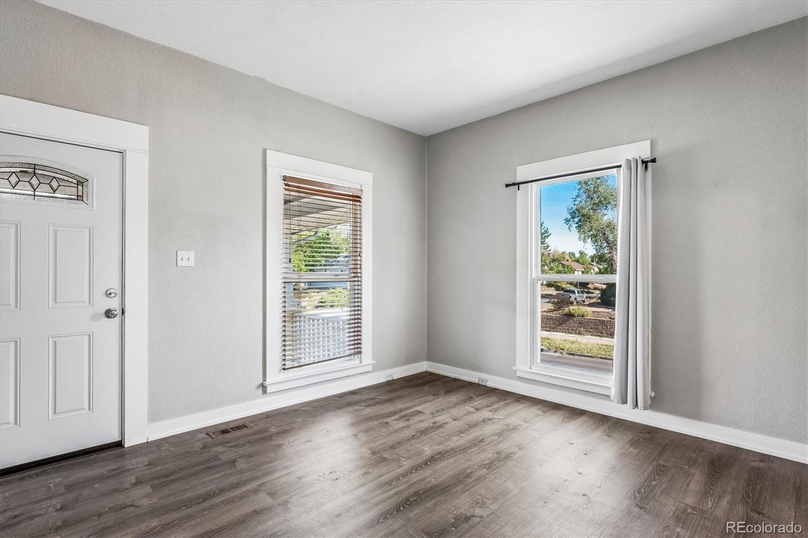 MLS Image #7 for 2300 s gilpin street,denver, Colorado