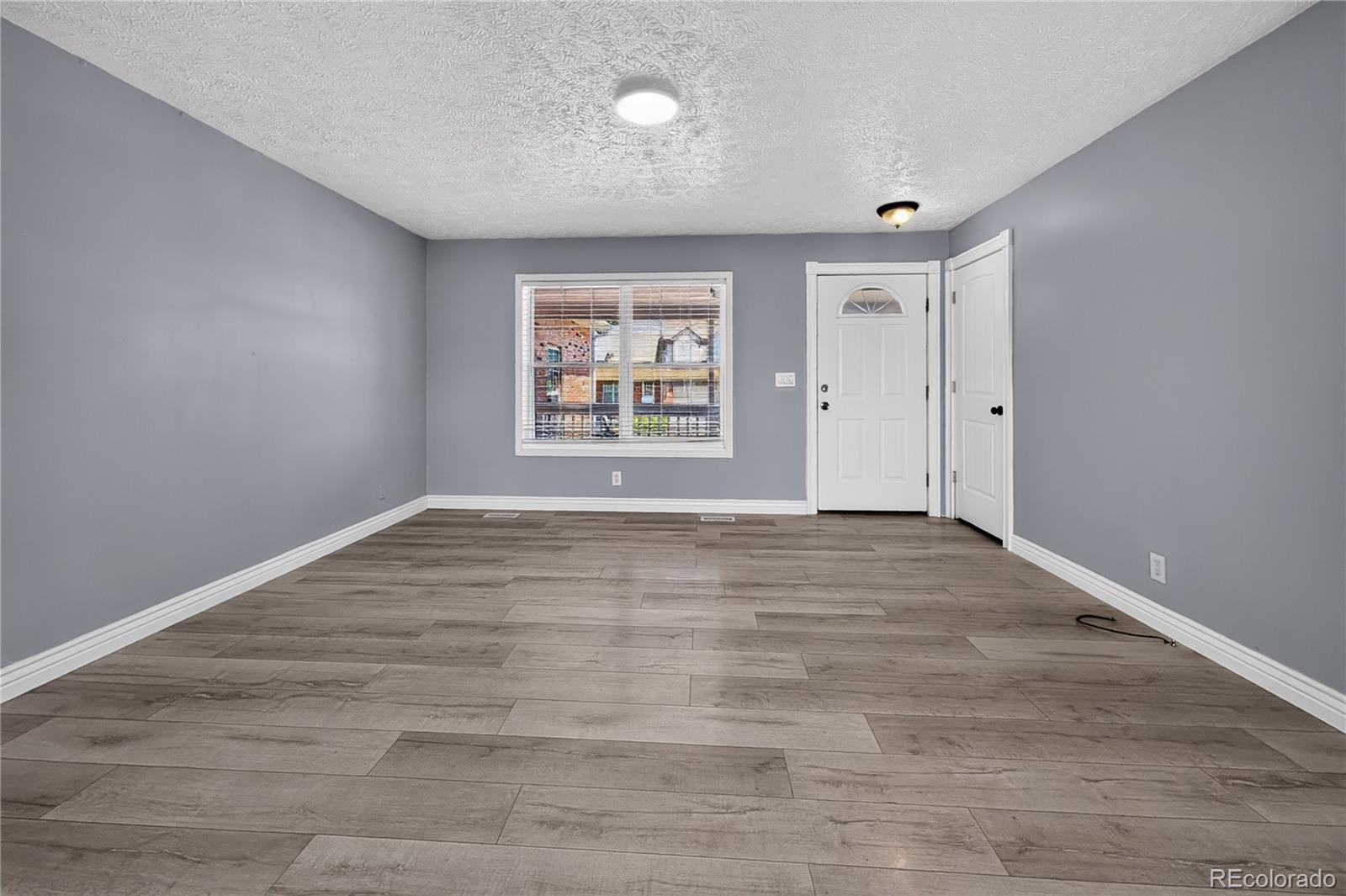 MLS Image #7 for 5881 s quatar circle,centennial, Colorado
