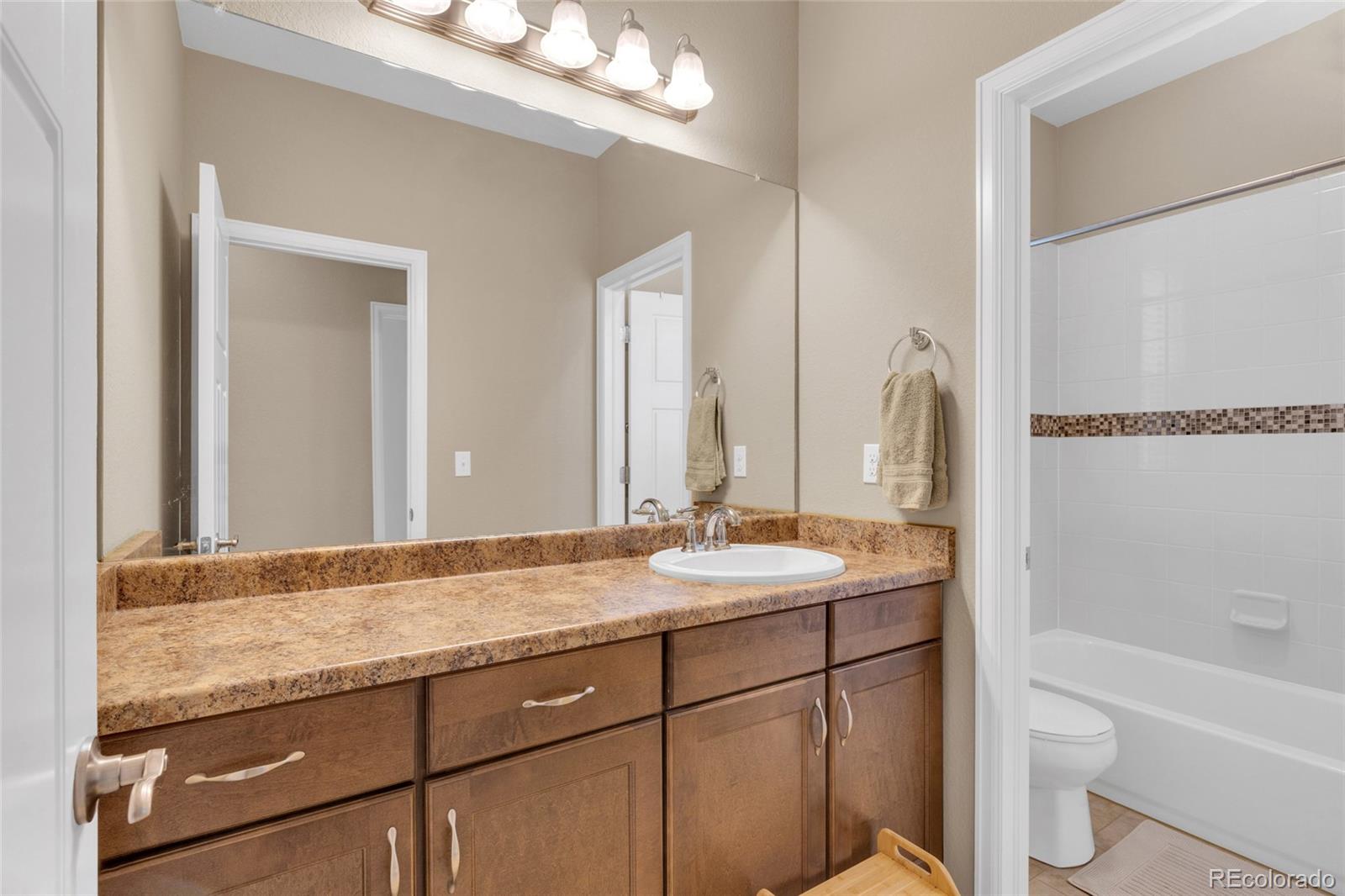 MLS Image #16 for 426  dallas street,denver, Colorado