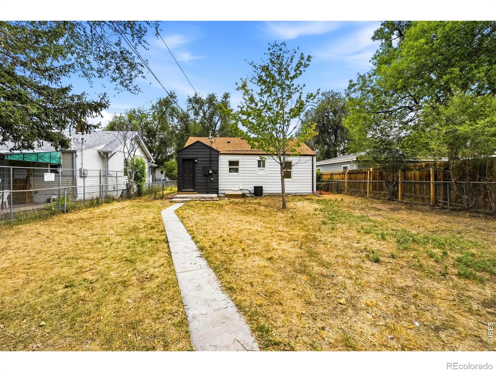 MLS Image #12 for 1410  chase street,lakewood, Colorado