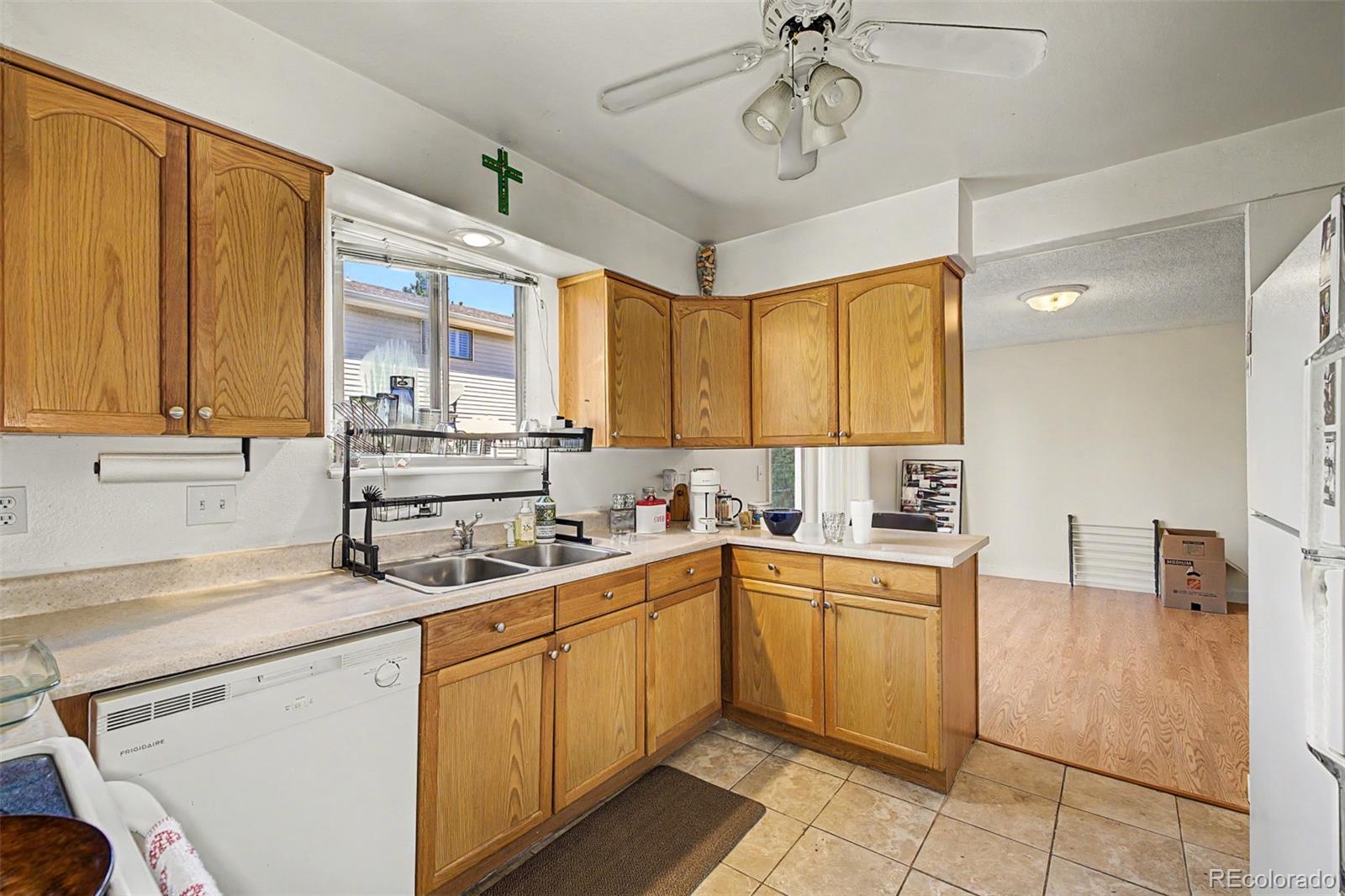 MLS Image #16 for 9065 e chenango avenue,englewood, Colorado