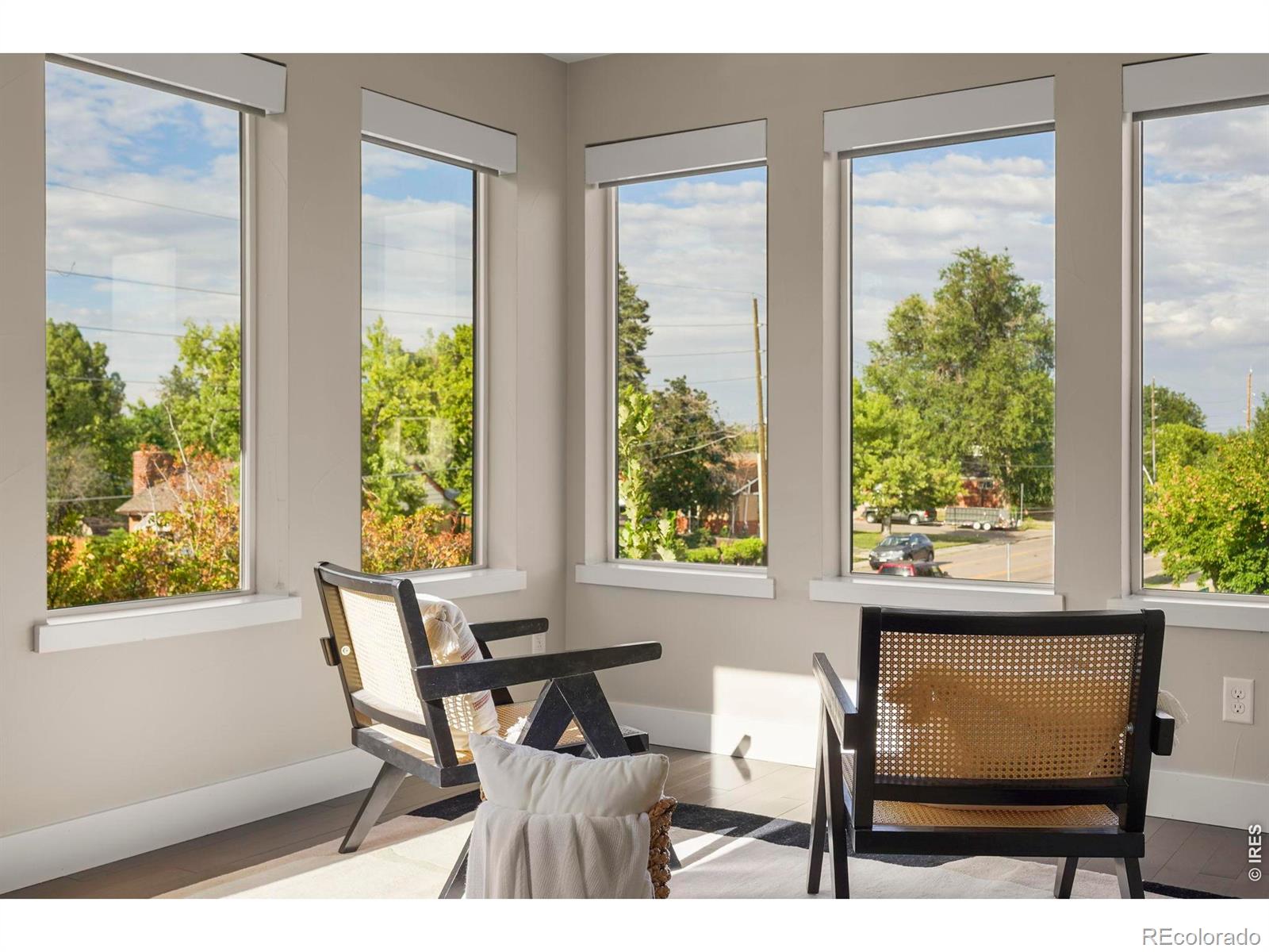 MLS Image #11 for 6797  larsh drive,denver, Colorado