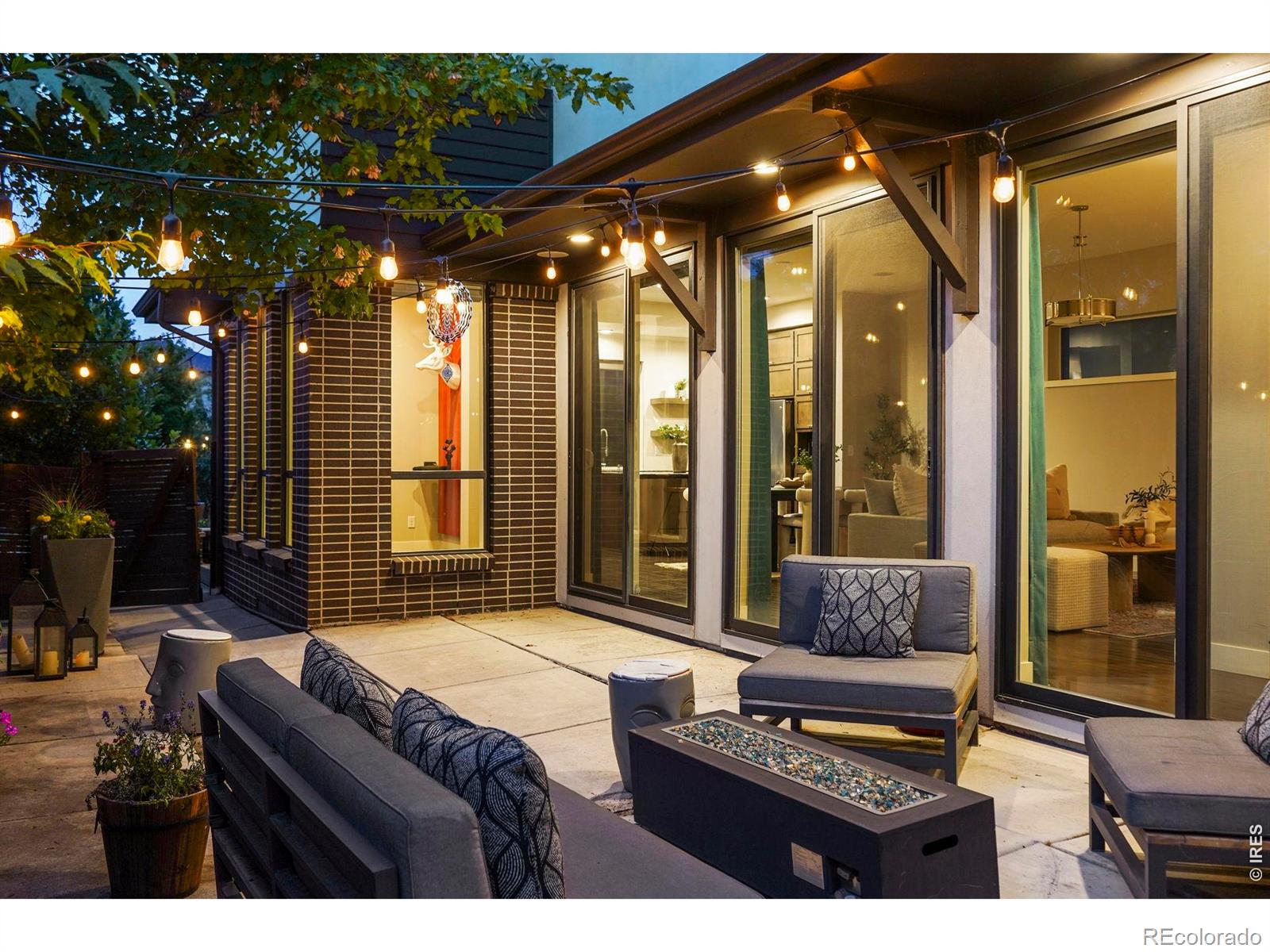 MLS Image #17 for 6797  larsh drive,denver, Colorado