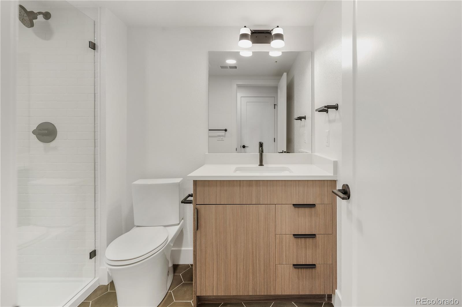 MLS Image #34 for 812  dahlia street,denver, Colorado