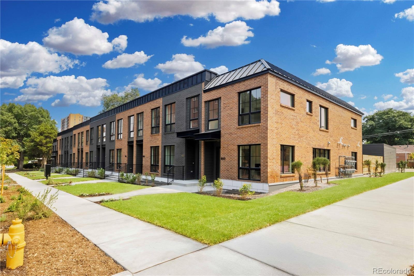 MLS Image #47 for 812  dahlia street,denver, Colorado