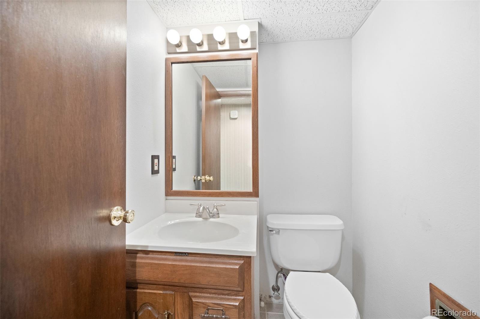 MLS Image #32 for 10985 w montana place,lakewood, Colorado
