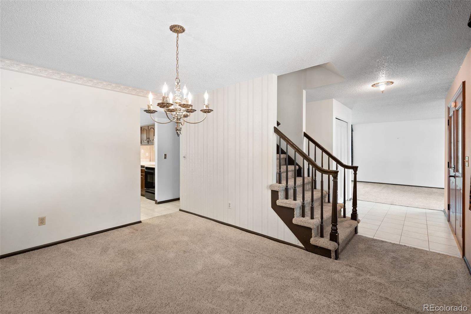 MLS Image #8 for 10985 w montana place,lakewood, Colorado