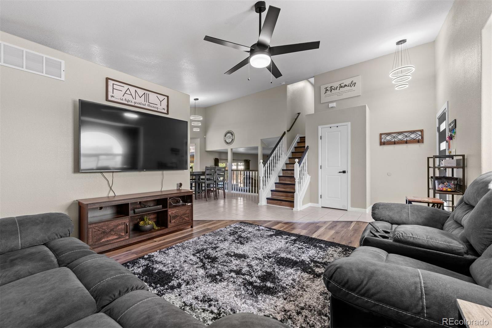 MLS Image #3 for 3321  modesto place,pueblo, Colorado