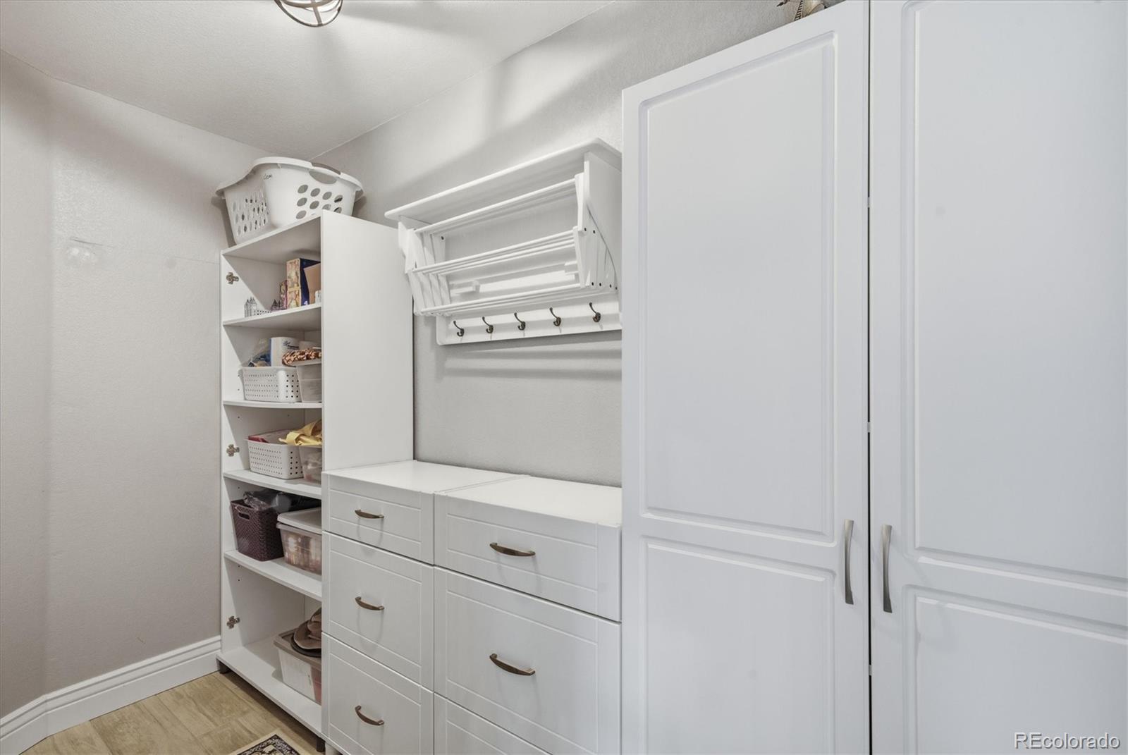 MLS Image #33 for 1614  gore drive,larkspur, Colorado