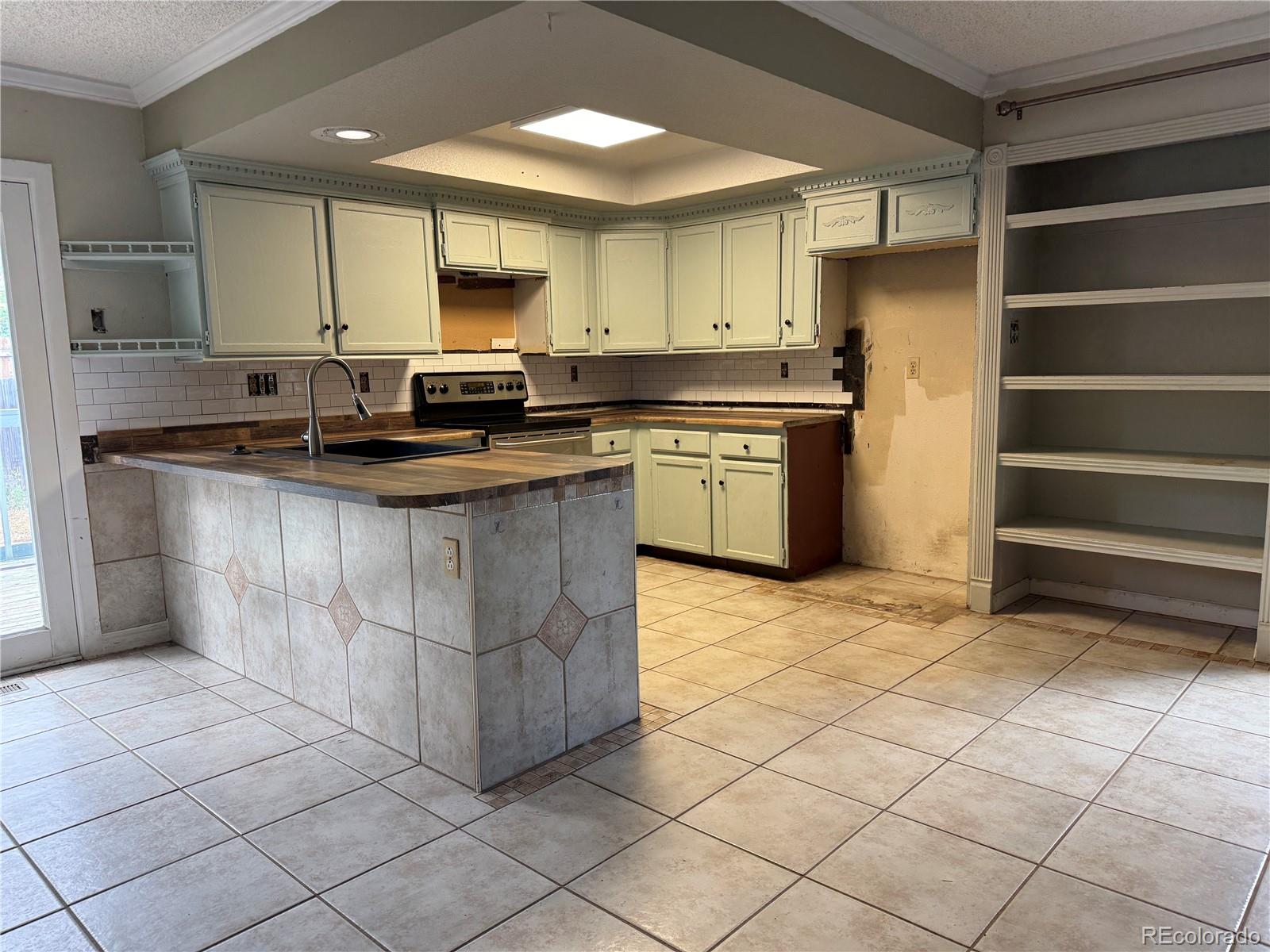 MLS Image #5 for 2090  summerfield drive,castle rock, Colorado