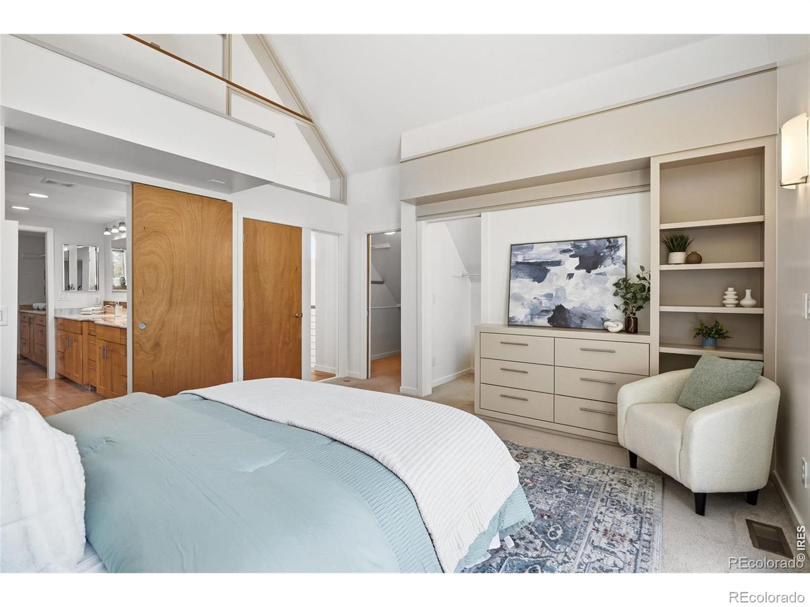 MLS Image #13 for 210 s marion parkway,denver, Colorado