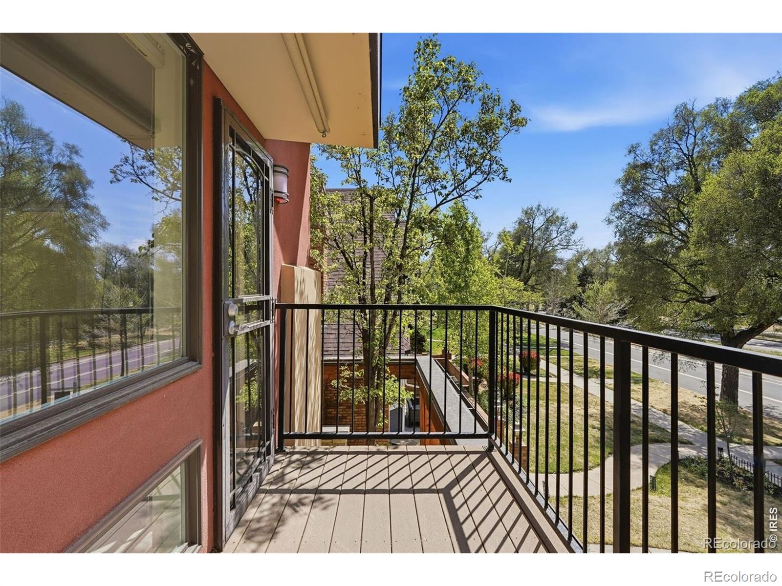 MLS Image #14 for 210 s marion parkway,denver, Colorado
