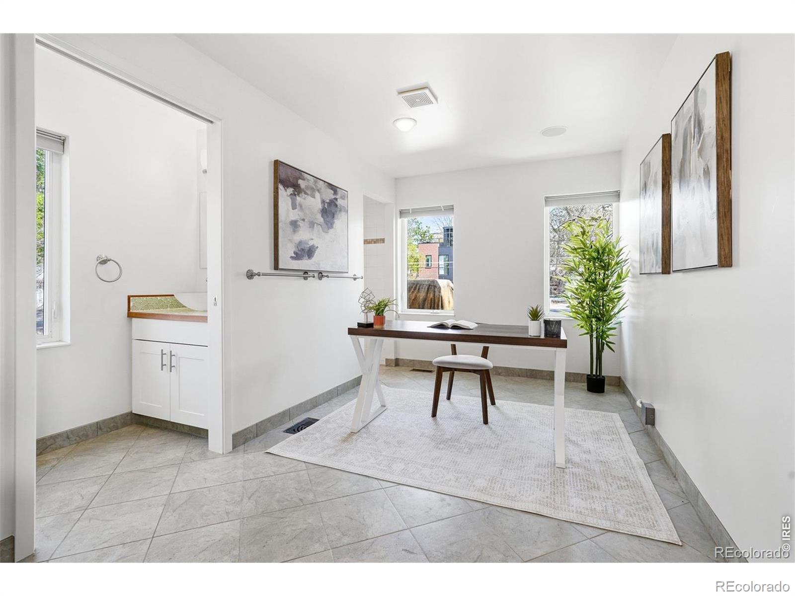 MLS Image #19 for 210 s marion parkway,denver, Colorado