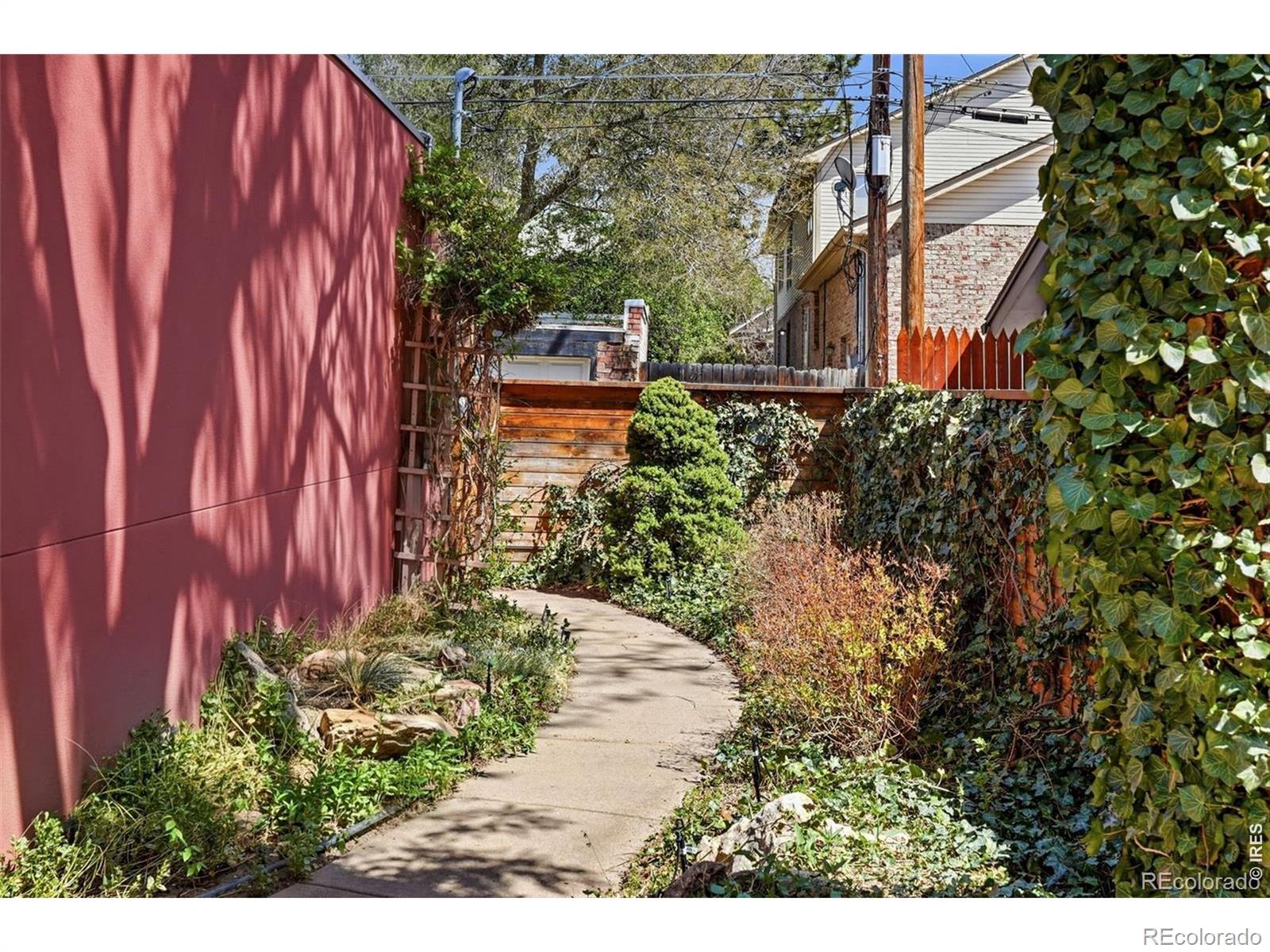MLS Image #29 for 210 s marion parkway,denver, Colorado