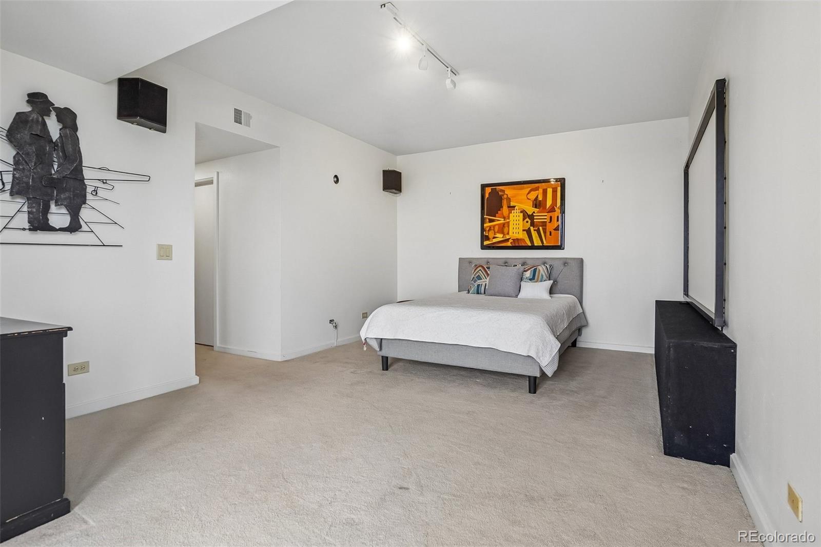 MLS Image #23 for 1900 e girard place,englewood, Colorado