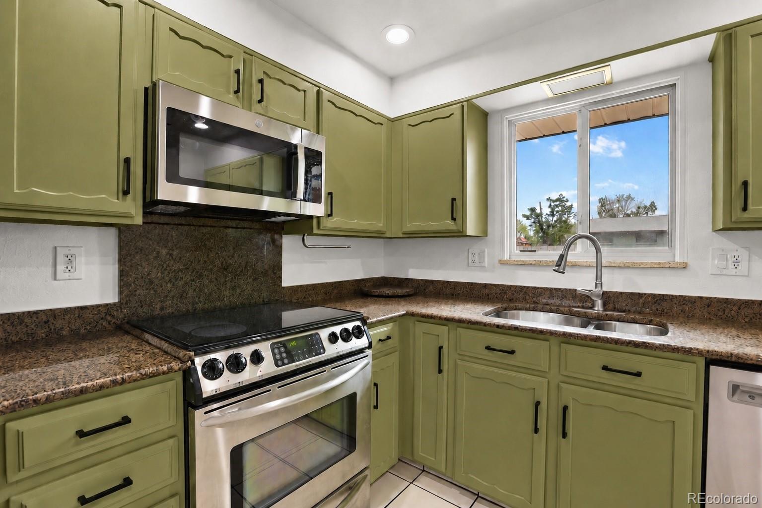 MLS Image #11 for 3963 w 65th place,arvada, Colorado