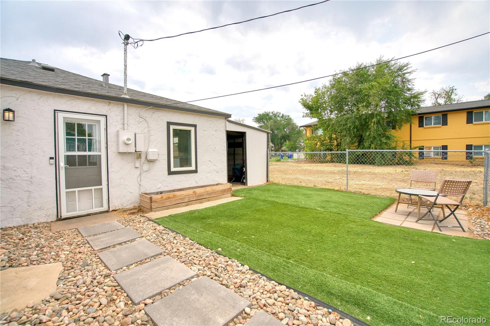 MLS Image #13 for 2001  5th avenue,greeley, Colorado