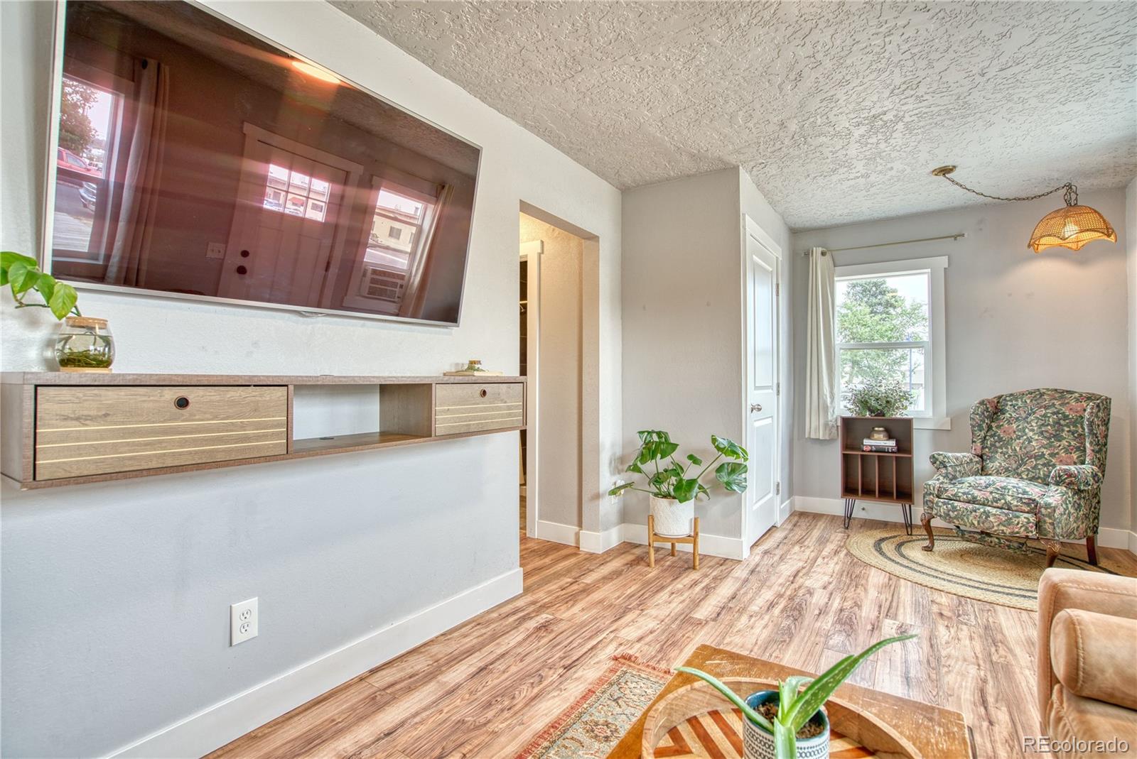 MLS Image #3 for 2001  5th avenue,greeley, Colorado