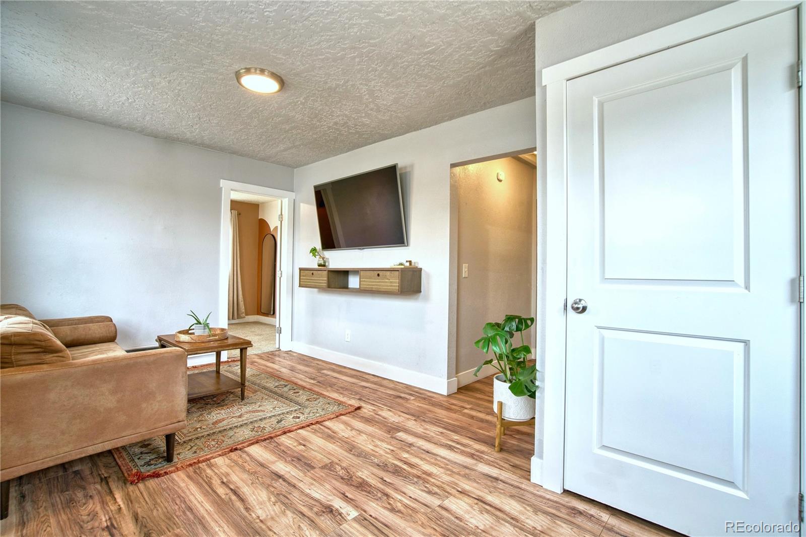 MLS Image #7 for 2001  5th avenue,greeley, Colorado