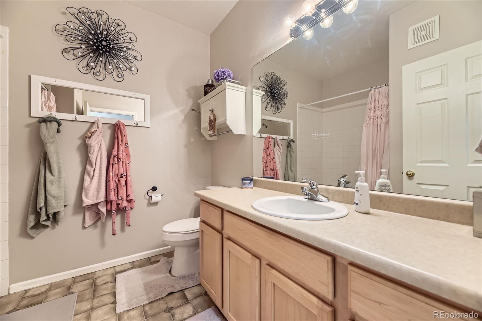 MLS Image #10 for 2951  riverwalk circle,littleton, Colorado