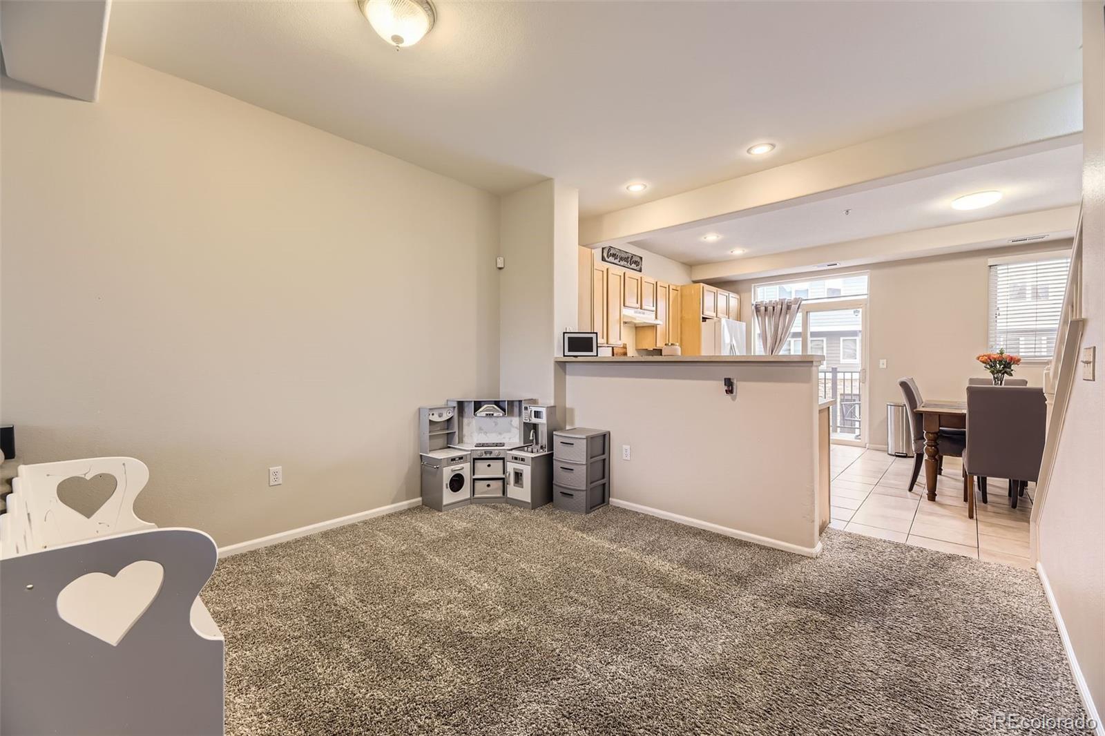 MLS Image #3 for 2951  riverwalk circle,littleton, Colorado