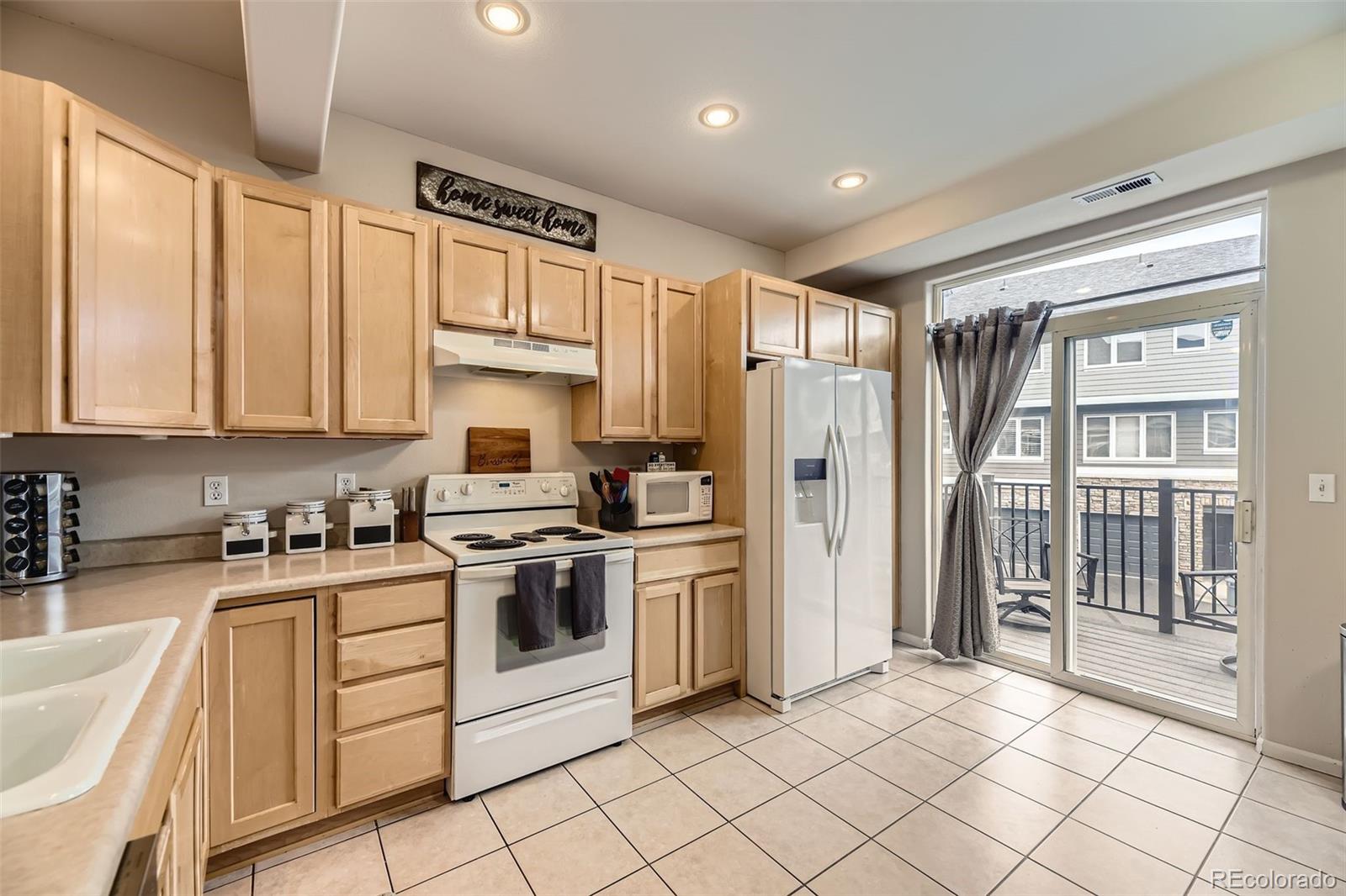 MLS Image #4 for 2951  riverwalk circle,littleton, Colorado