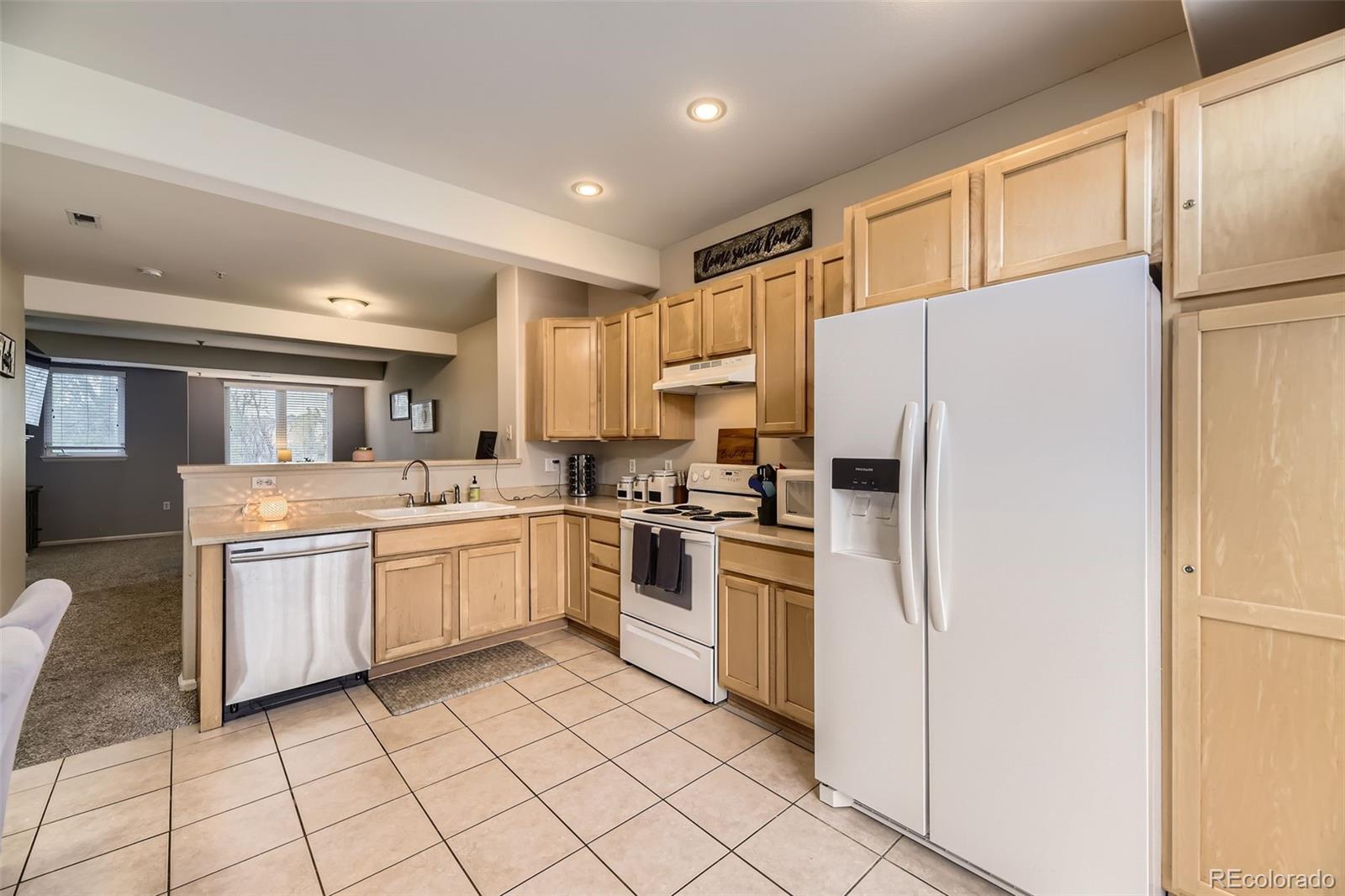 MLS Image #5 for 2951  riverwalk circle,littleton, Colorado