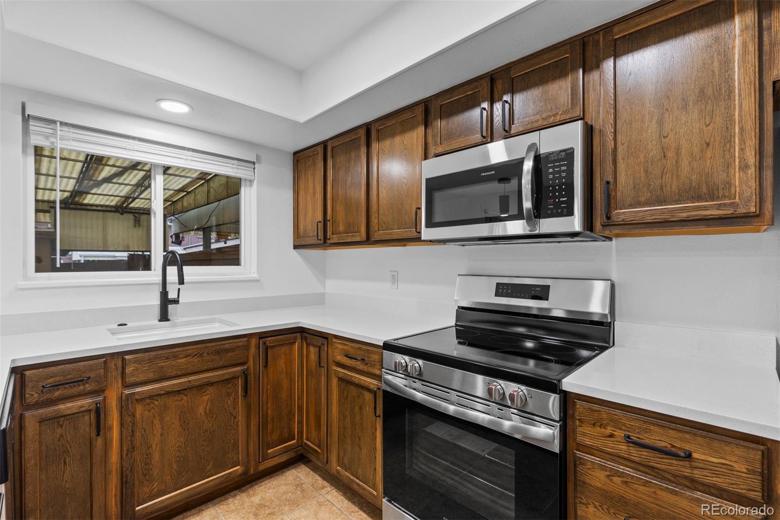 MLS Image #4 for 9210 e mansfield avenue,denver, Colorado