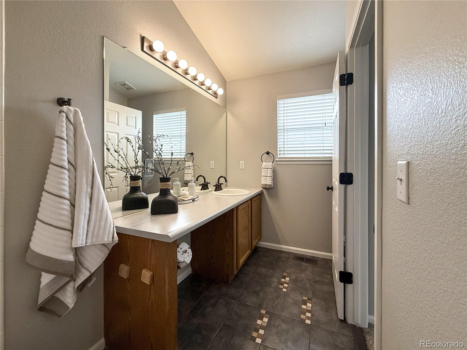 MLS Image #16 for 3933 s quemoy way,aurora, Colorado