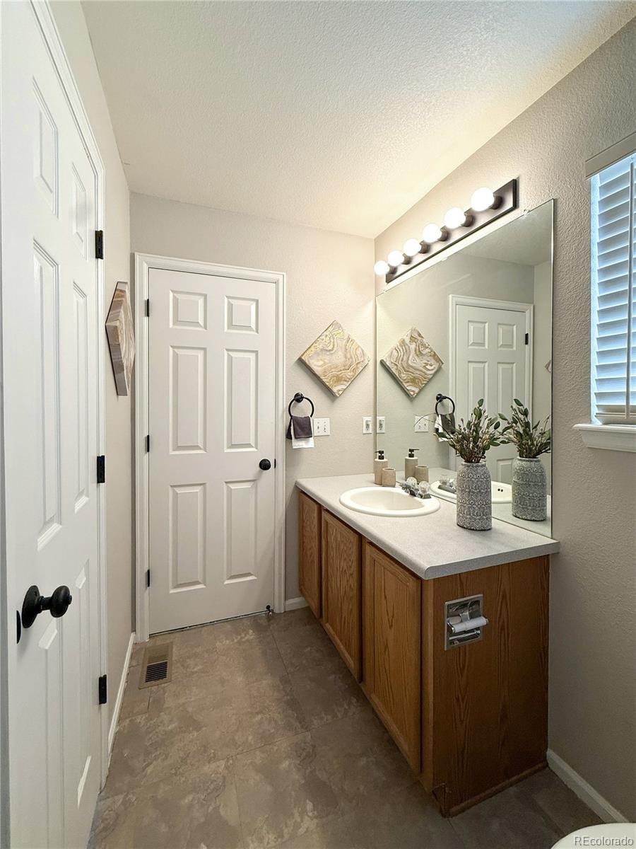 MLS Image #21 for 3933 s quemoy way,aurora, Colorado