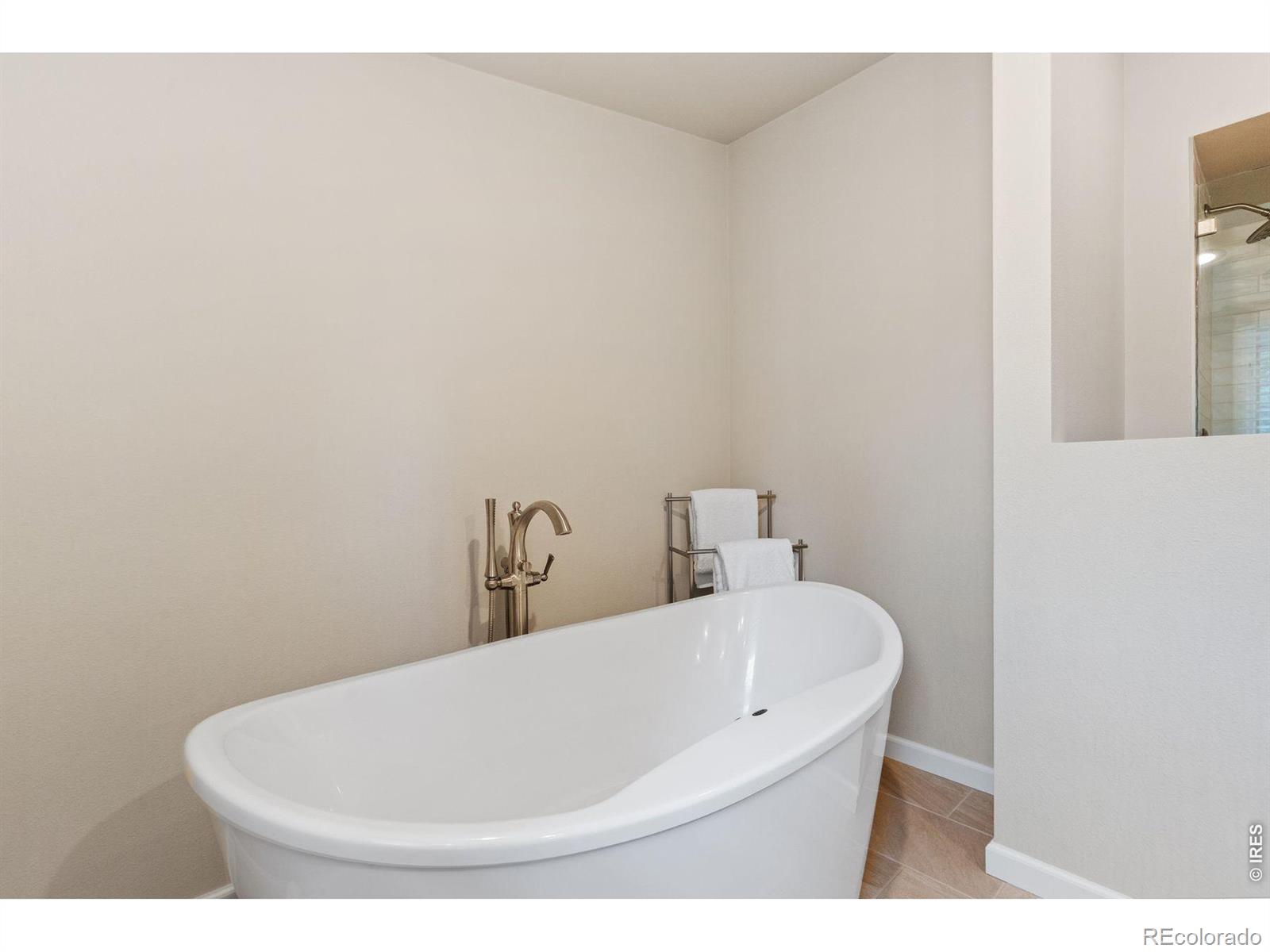 MLS Image #21 for 1600  linden lake road,fort collins, Colorado
