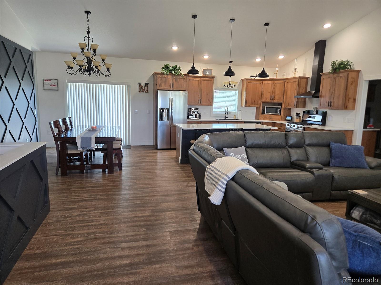 MLS Image #1 for 1245  jasmine street,burlington, Colorado